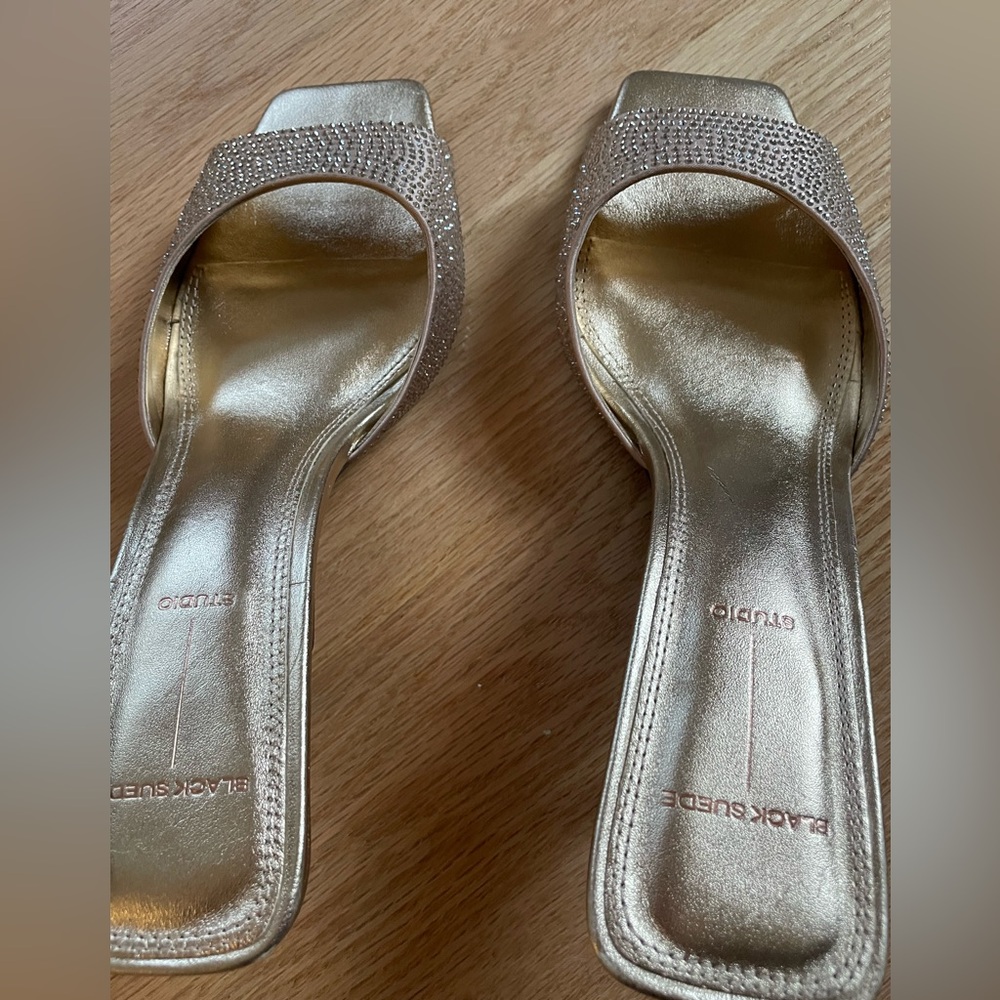 Black suede studio gold heeled sandals / mules - Picture 4 of 6